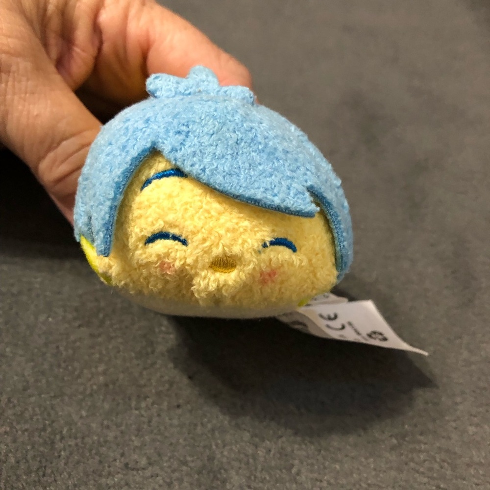 Disney Tsum Tsum Mini Inside Out Joy Plush